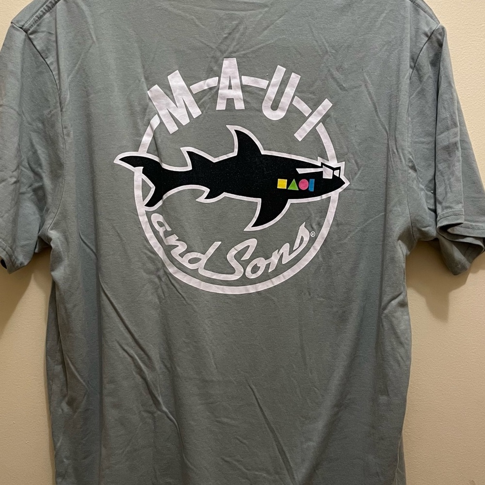 Maui and Sons Mint green shirt